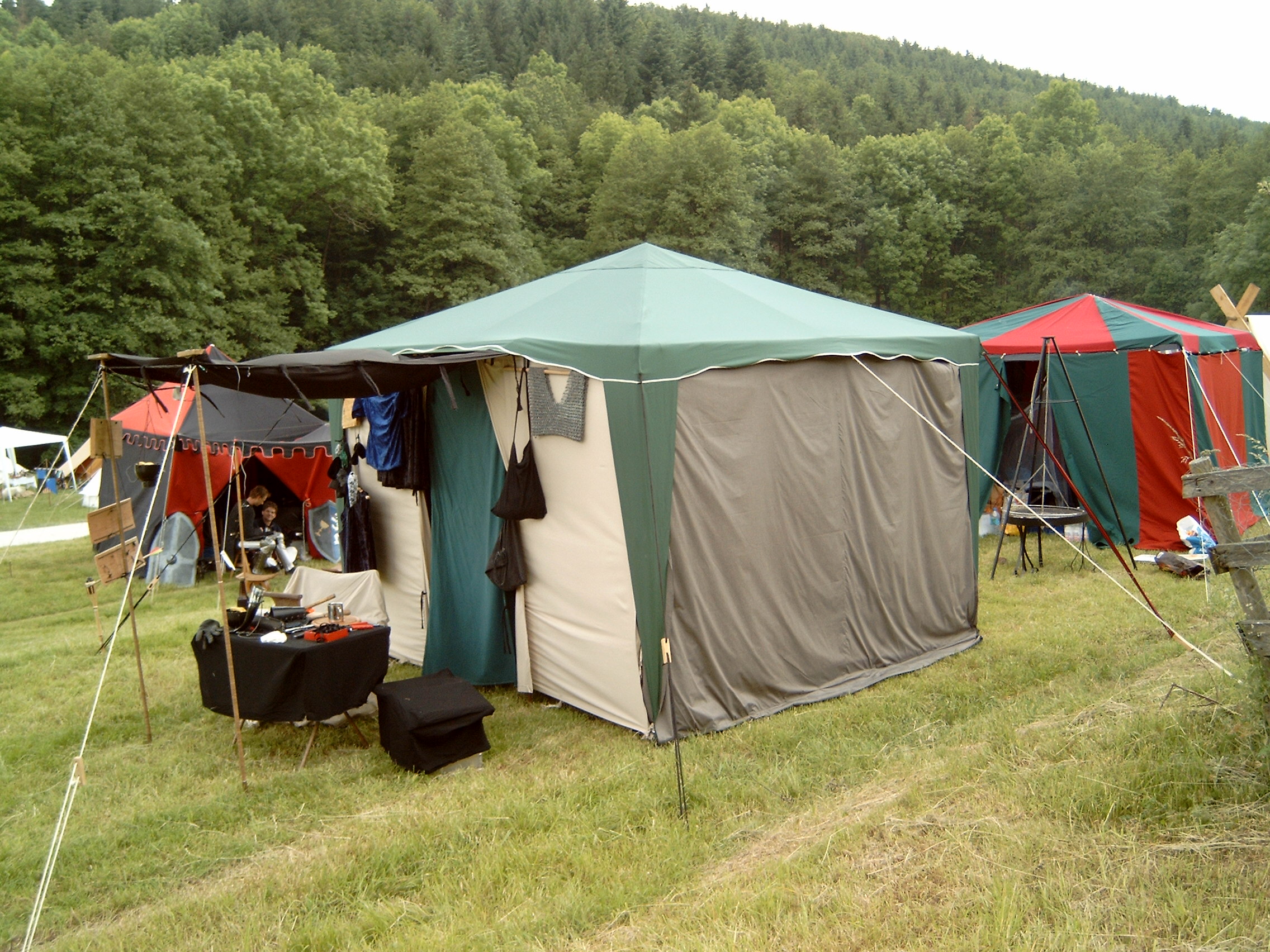 Pavillon IT-tauglich gestalten - Seite 2 - Tipps & Tricks - Larp-Ahr